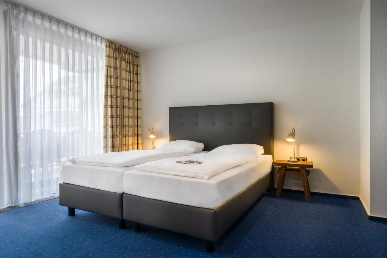Korntal-Münchingen Hotel Strohgaeu מראה חיצוני תמונה