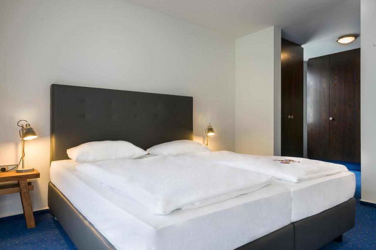 Korntal-Münchingen Hotel Strohgaeu מראה חיצוני תמונה