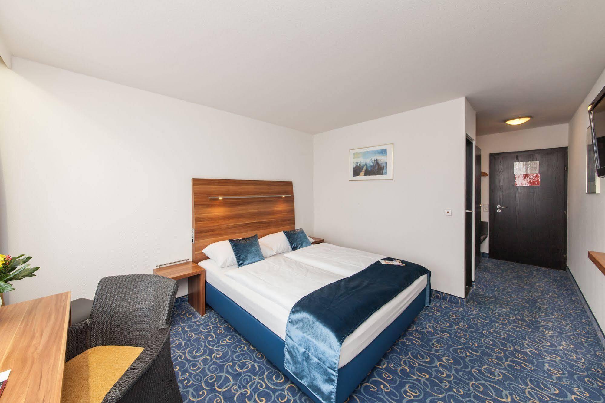 Korntal-Münchingen Hotel Strohgaeu מראה חיצוני תמונה
