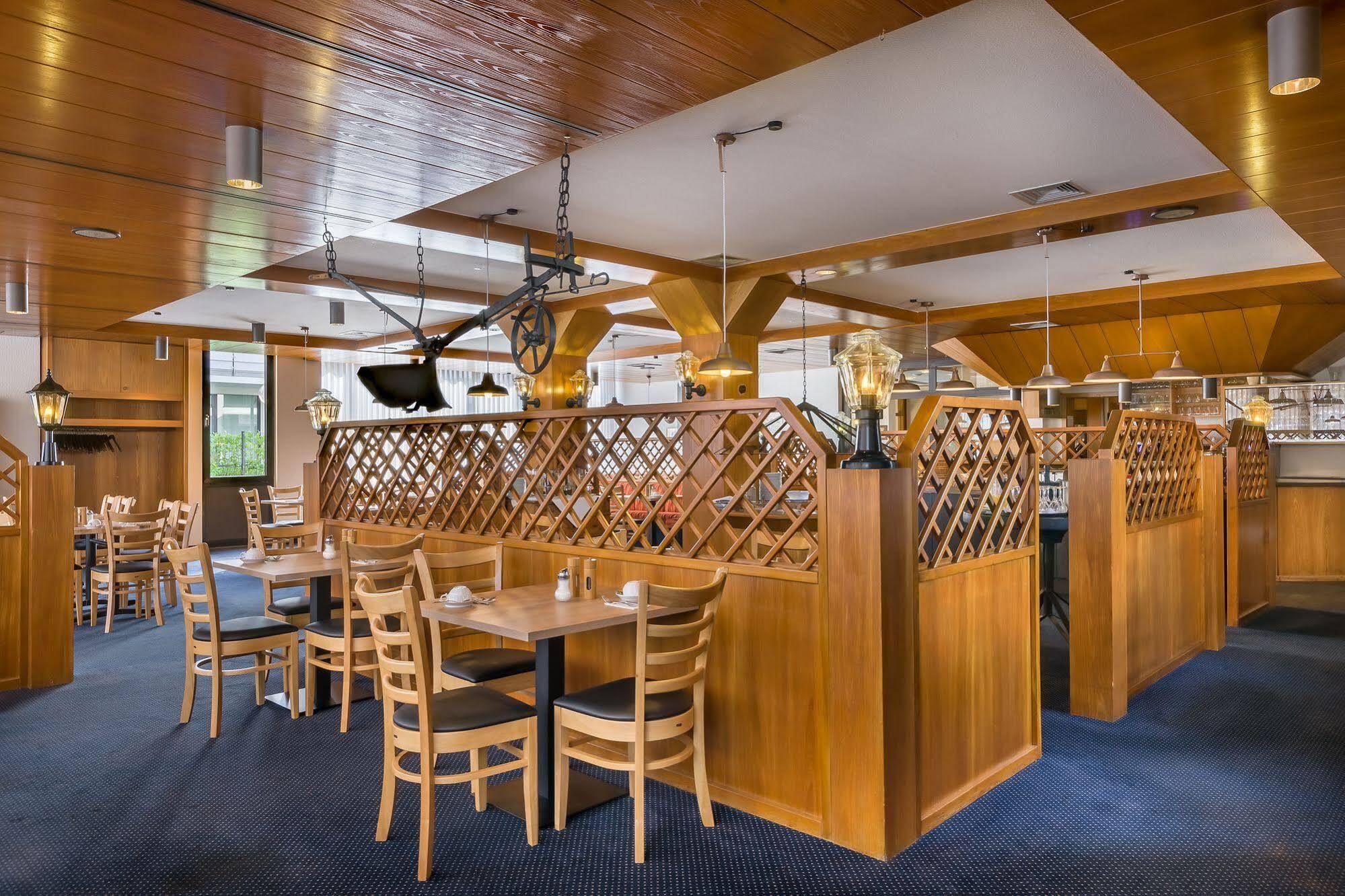 Korntal-Münchingen Hotel Strohgaeu מראה חיצוני תמונה